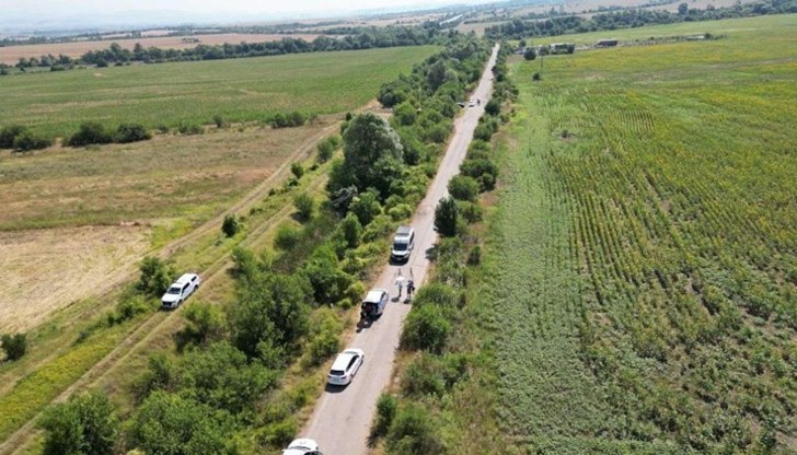 Момичето и мъжът за застреляни, твърдят очевидци