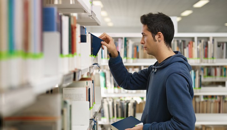 Стипендиите трябва да се обвържат с минималната работна Стипендиите трябва да се обвържат с минималната работна