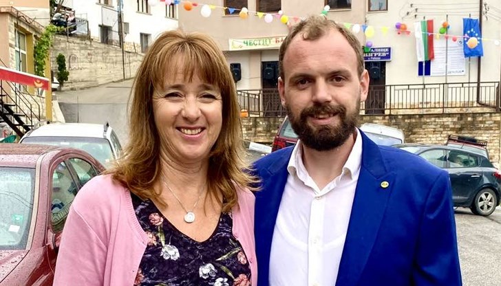 Тенис легендата застана в подкрепа на съветника на министъра на отбраната