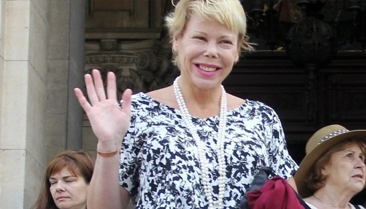 Дъщерята на Симеон Сакскобургготски катастрофира в събота с над 1,5 промила алкохол в кръвта край хотел в Боровец Дъщерята на Симеон Сакскобургготски катастрофира в събота с над 1,5 промила алкохол в кръвта край хотел в Боровец