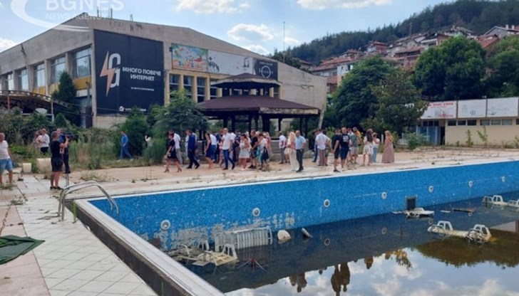 Петков е застрашил живота на граждани и служебни лица, канейки ги на територията на разрушеното съоръжение Петков е застрашил живота на граждани и служебни лица, канейки ги на територията на разрушеното съоръжение