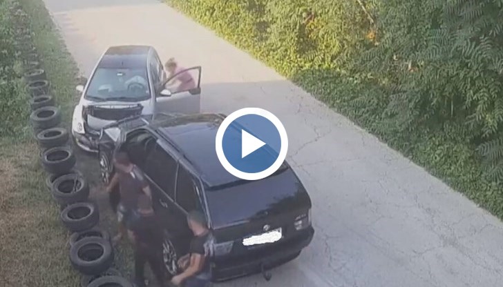 Записите от камера в района показват опита да бъдат измамени пътните полицаи