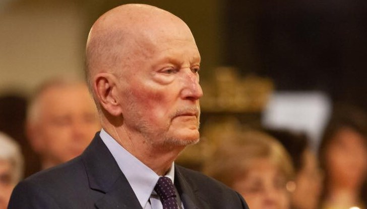 Всеки е еднакъв пред закона, коментира Симеон Сакскобургготски катастрофата на дъщеря си княгиня Калина