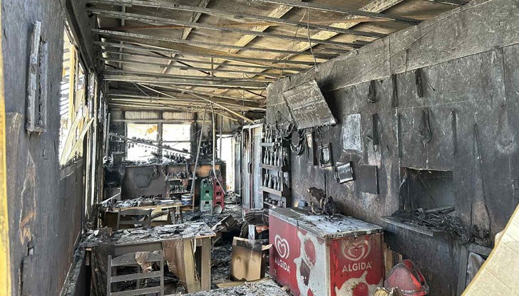 Сигналът за лумналия огън е подаден около 4:17 часа тази нощ