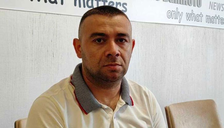 Скочи ми с нож, искаше да ме убие, каза, че ще ме направи на две парчета и че ще ми запали колата, разказа нападнатият мъж