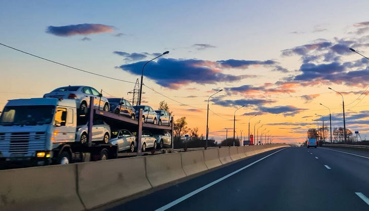 Страната бележи огромен ръст в износа, Япония остана на второ място