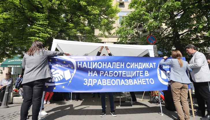 Откриват се палаткови лагери пред МЗ и Министерския съвет