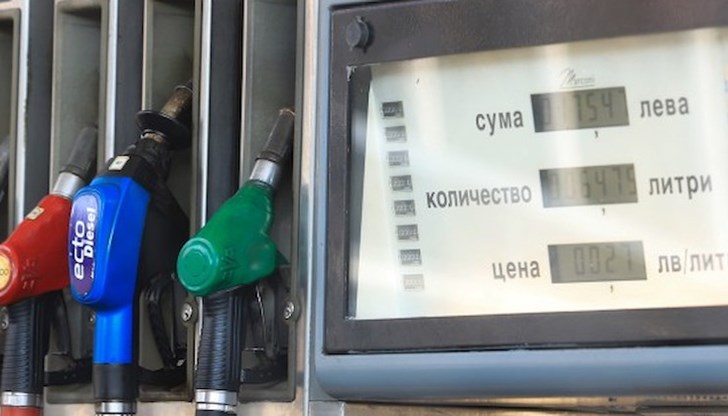 Цената за литър бензин А95 варира от 2,74 до 2,83 лева