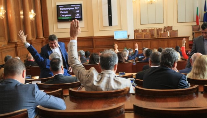 Народното събрание провежда първо гласуване на промени в Закона за защита от домашно насилие