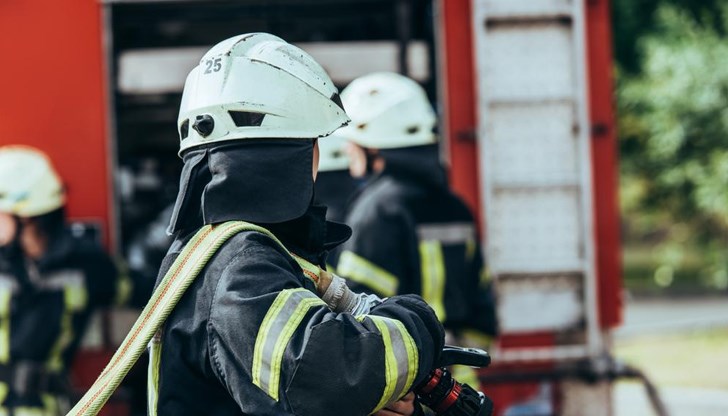 Пожарните екипи са реагирали на 167 сигнала за произшествия