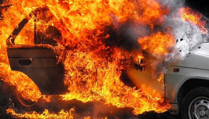 Огънят е предизвикан от техническа неизправност /снимката е илюстративна/ Огънят е предизвикан от техническа неизправност /снимката е илюстративна/