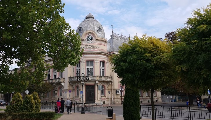 Регионалната библиотека "Любен Каравелов" ще привлича детската и младежката аудитория Регионалната библиотека "Любен Каравелов" ще привлича детската и младежката аудитория