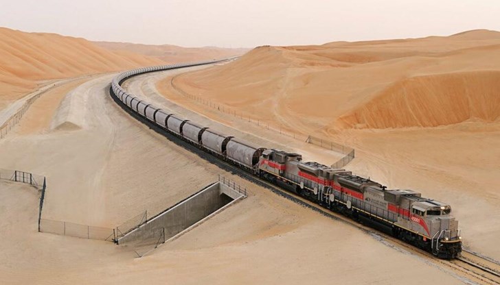 Новият коридор свързва Русия и арабските страни по железопътен път през Иран и по море през Персийския залив