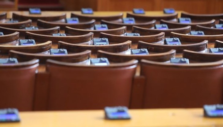 Депутатите прекъсват ваканцията си заради спешни промени в Наказателния кодекс