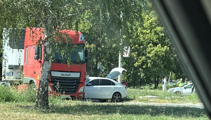 Инцидентът стана преди минути в района на пожарната