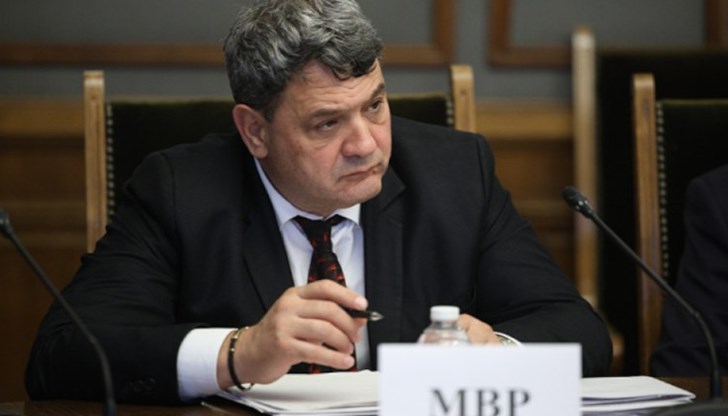 Министър Стоянов ми поиска оставката след посещение на партиен лидер в кабинета му