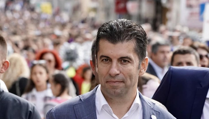 Зад повечето политици, които се надъхват с псевдопатриотизъм, се крие една проста истина - искат повече власт, заяви Кирил Петков Зад повечето политици, които се надъхват с псевдопатриотизъм, се крие една проста истина - искат повече власт, заяви Кирил Петков