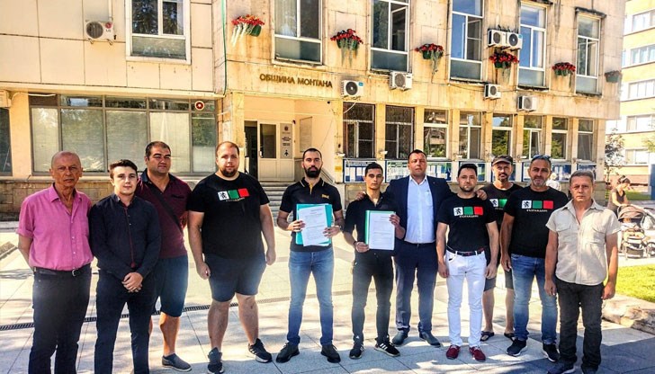 Жители на Монтана настояват да бъдат питани преди превръщането на язовир Огоста във фотоволтаичен парк от поредния "чужд инвеститор", домогващ се до пореден публичен държавен ресурс