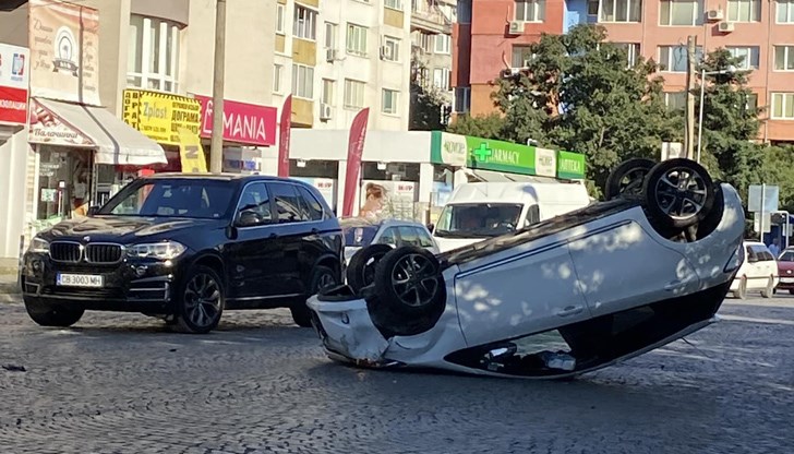 Според очевидци причината за катастрофата е несъобразена скорост