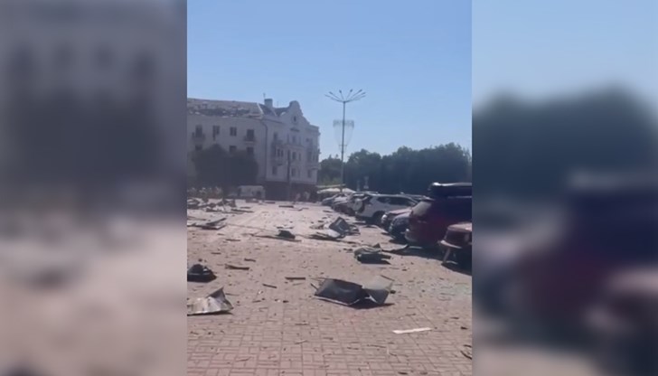 Руска ракета е ударила точно в центъра на града