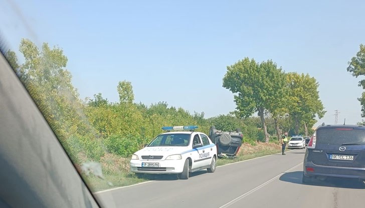 Джип се е преобърнал по таван Джип се е преобърнал по таван