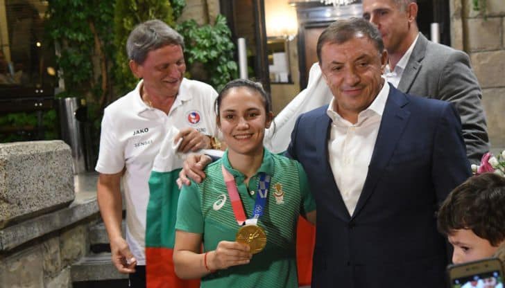 Олимпийската шампионка по карате се сбогува с Алексей Петров