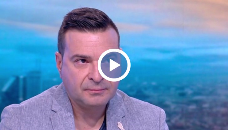 Става въпрос за чадър над обвиняемите, а за „глупост и некомпетентност“, коментира разследващият журналист