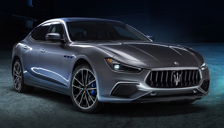 Димитър Радев си купил луксозния автомобил за близо 200 000 лева