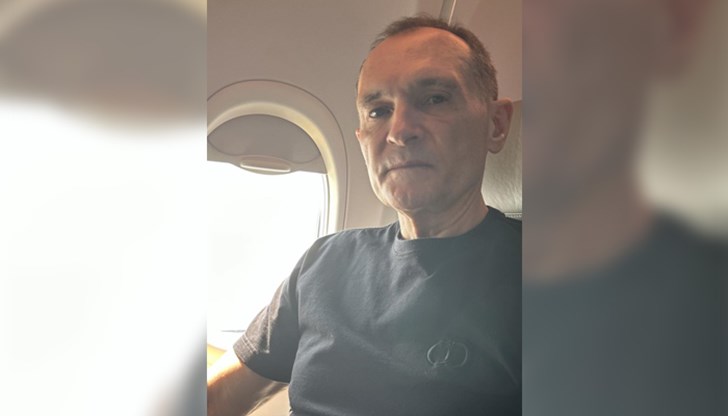 Ще кацна в София около 15:30 ч., съобщи Божков в социалната мрежа