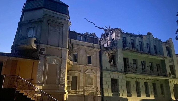 Летателни апарати с експлозиви са повредили пристанищната инфраструктура в Одеса