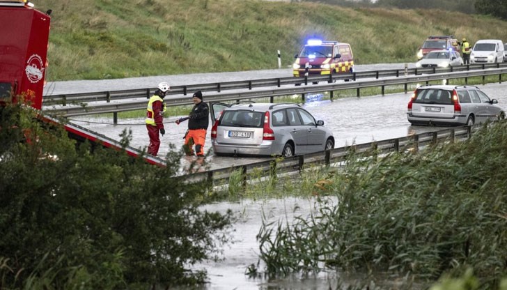 Стихията доведе до наводнени пътища в Норвегия, Дания, Швеция, Литва, Финландия, Естония и Латвия