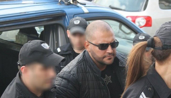 Бившият съпруг на Софи Маринова е нападнал с нож свой съгражданин