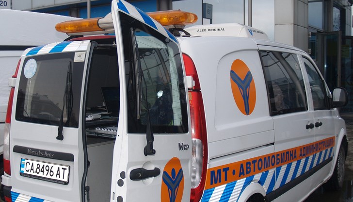 Заплатите в Автомобилната администрация варират между 1000, 1300 - 1400 лева