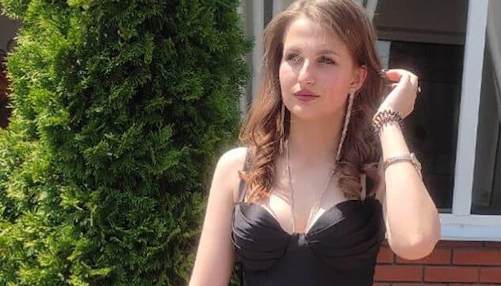 16-годишната Христина беше блъсната на пешеходна пътека на булевард „Руски“ в Пловдив