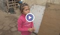 Момиченце от Царево: Три часа стояхме на студено на покрива. Само два пъти плаках