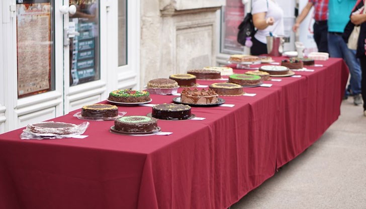 11 сладкарници, Били Хлапето, NANA и много забавления очакват гостите на фестивала на торта Гараш 11 сладкарници, Били Хлапето, NANA и много забавления очакват гостите на фестивала на торта Гараш