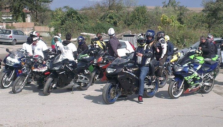 Русенските мотористи ще закрият сезона с обиколка на града