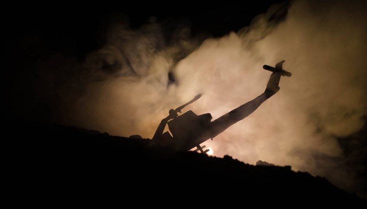 Няма връзка с пилота и не е ясно къде точно е паднал хеликоптерът /снимката е илюстративна/ Няма връзка с пилота и не е ясно къде точно е паднал хеликоптерът /снимката е илюстративна/