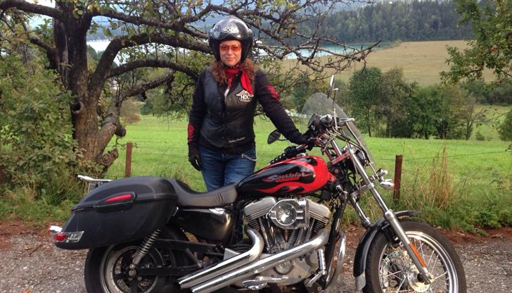 Виолета Иванова изминава над 50 хиляди километра през 70 държави