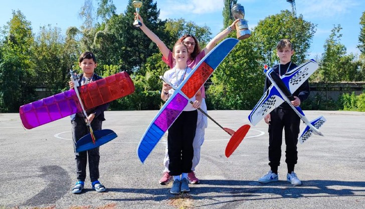 За трета поредна година русенските състезатели от Спортен модел клуб „Приста“ взеха титлата за отбор шампион на България