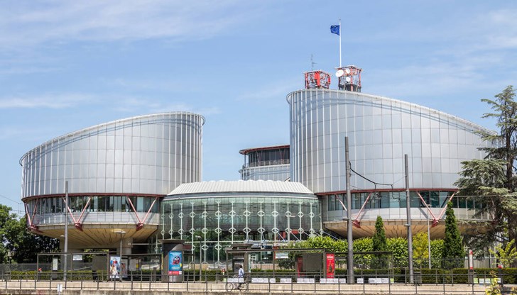 Коилова и Бабулкова искаха по 10 000 евро обезщетение от държавата, но получиха само 3000 евро за съдебни разноски Коилова и Бабулкова искаха по 10 000 евро обезщетение от държавата, но получиха само 3000 евро за съдебни разноски