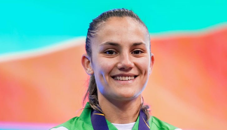 Олимпийската ни шампионка ще играе срещу Зейнеб Джафарнеджад в спора за титлата