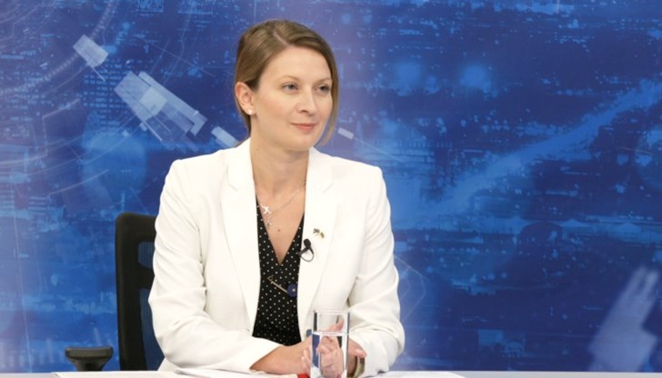 Няма никакъв план, няма ясни срокове, не е ясно какво и как ще се случи с работните места, коментира Цветелина Пенкова Няма никакъв план, няма ясни срокове, не е ясно какво и как ще се случи с работните места, коментира Цветелина Пенкова