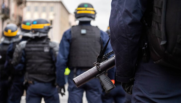 Има задържани