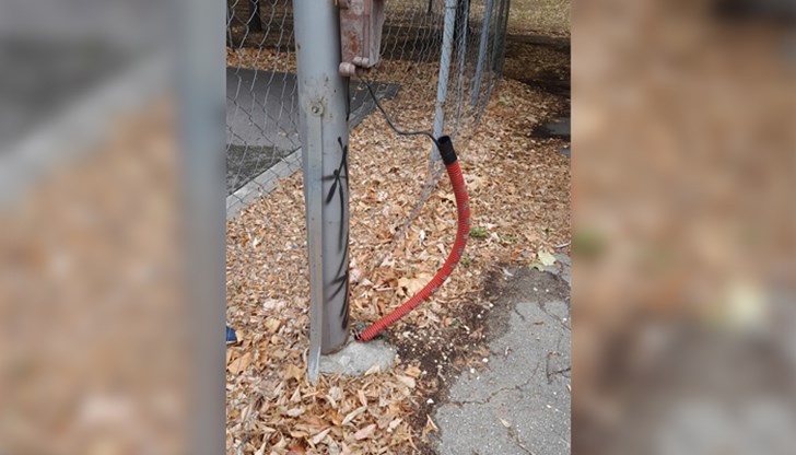 Оградата може да се превърне в 220 волтов пастир, алармира русенец