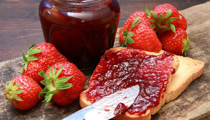 Лимонената киселина е полезна подправка, която може да се използва за подобряване на вкуса и запазването на храните Лимонената киселина е полезна подправка, която може да се използва за подобряване на вкуса и запазването на храните