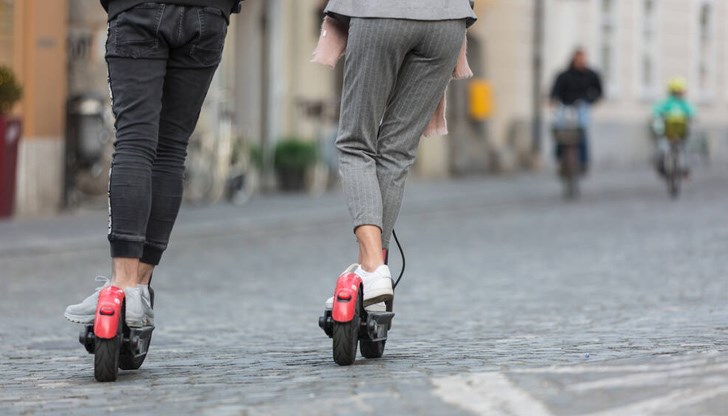 Над 9 сигнала за неправомерно движение на електрически тротинетки са подадени в община Перник през последните 15 дни