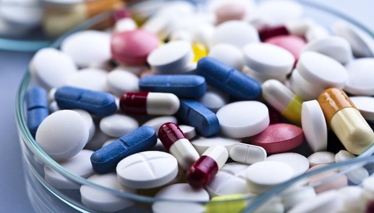 В САЩ има дефицити на много лекарства, както и в цяла Европа, каза съветник на здравния министър