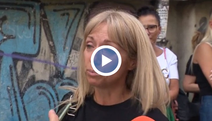 Дано нашето дете да е последното. Пазете си децата, призова тя