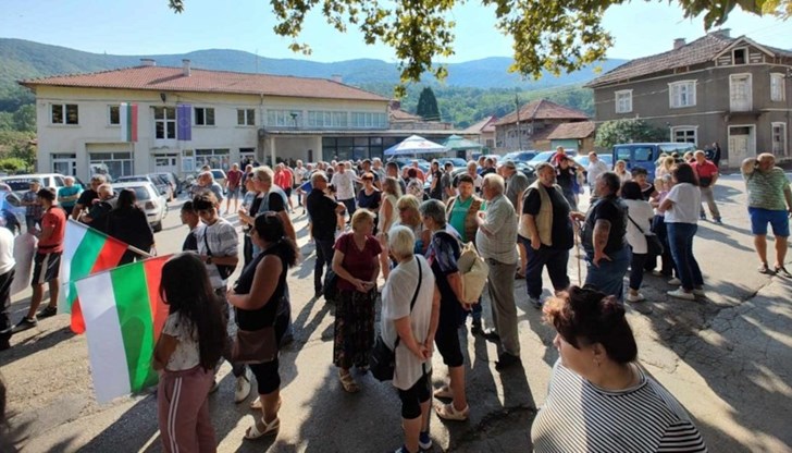 Хората недоволстват от шосе, което не е ремонтирано повече от 40 години